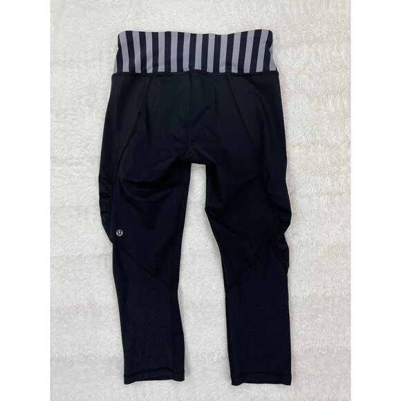 Lululemon Water Bound Capri Leggings 4 Black Black Stripe Waistband - Picture 2 of 9